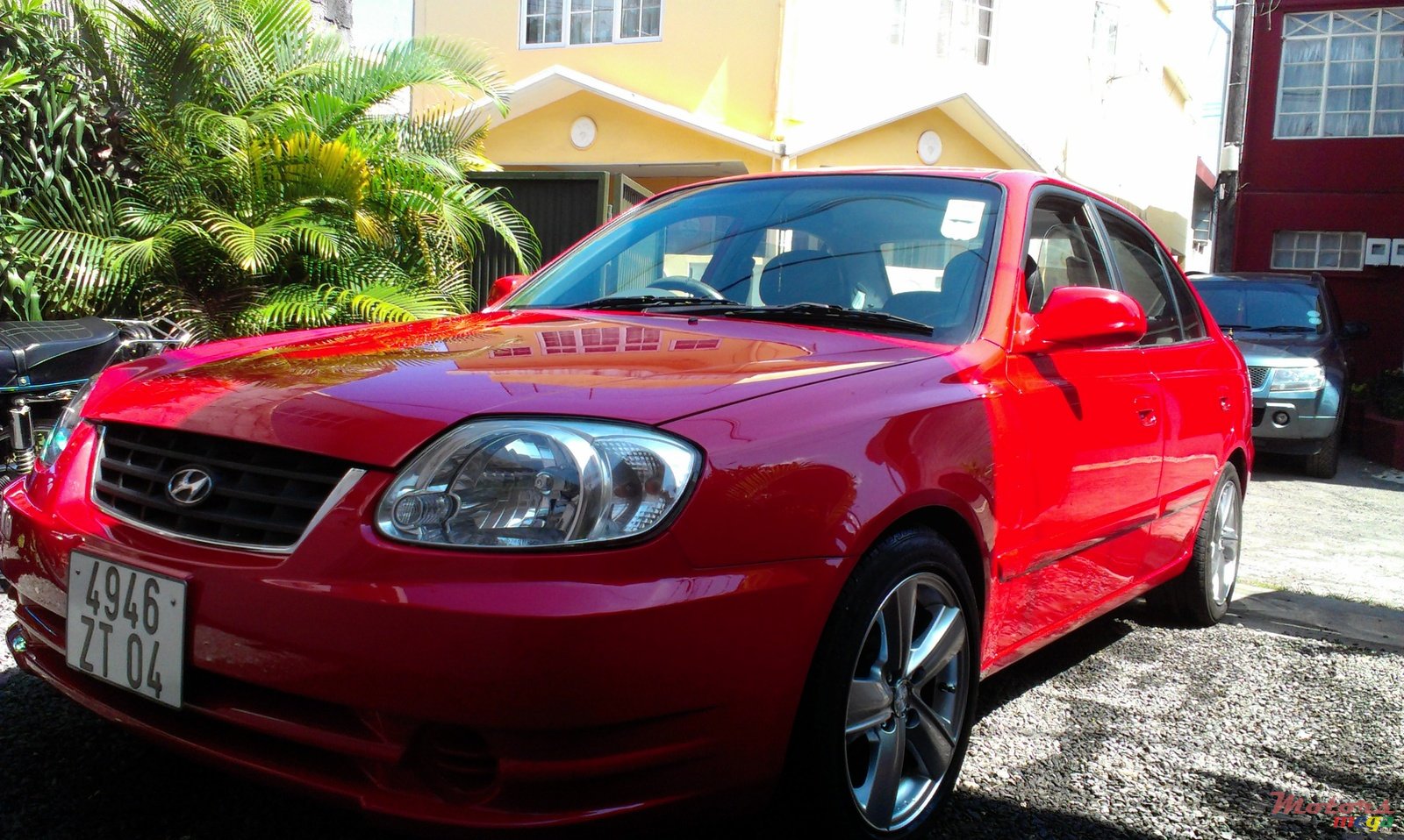 2004' Hyundai Accent photo #1