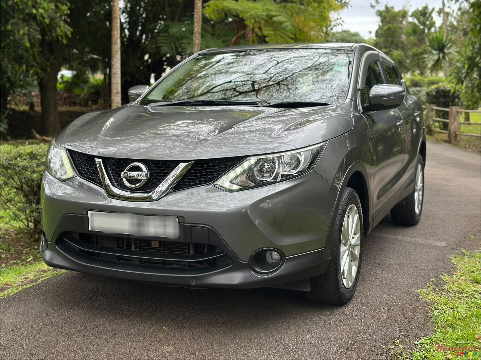 2017' Nissan Qashqai 1.2 photo #2