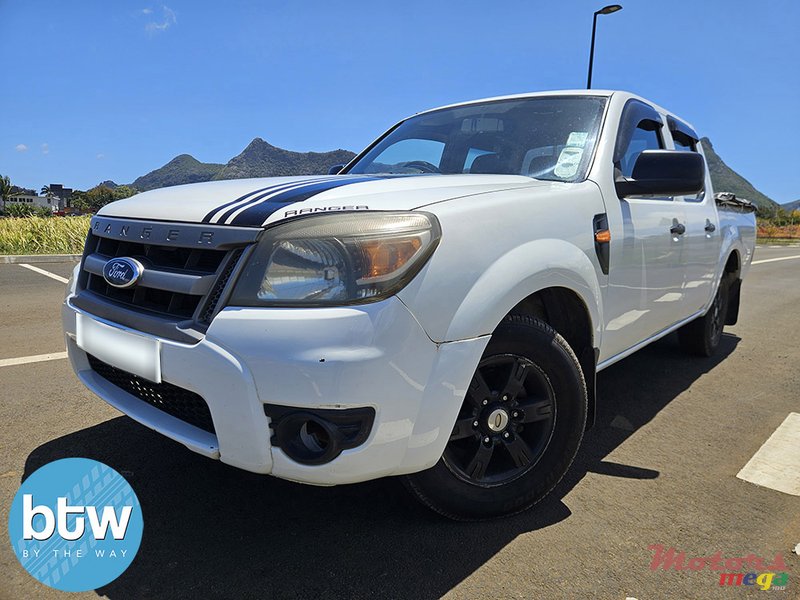 2010' Ford Ranger 4X2 photo #2