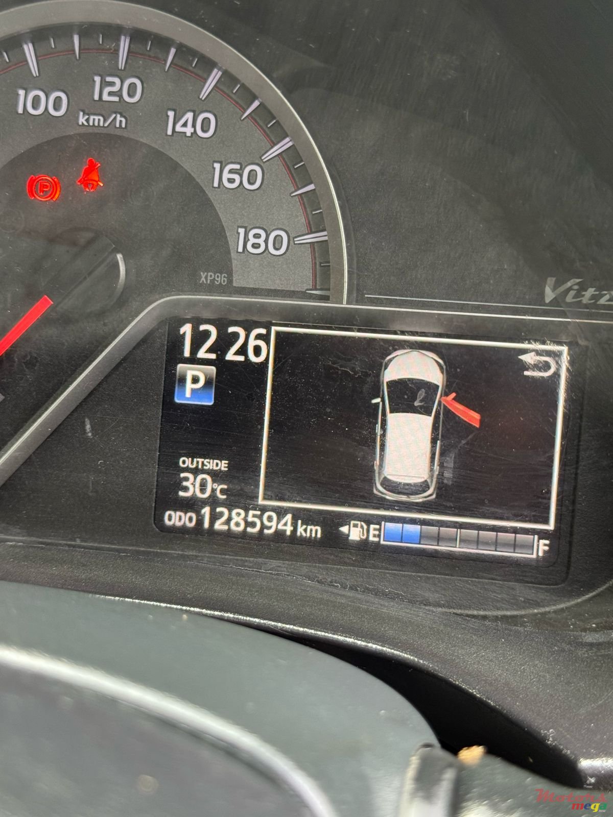 2017' Toyota Vitz photo #7