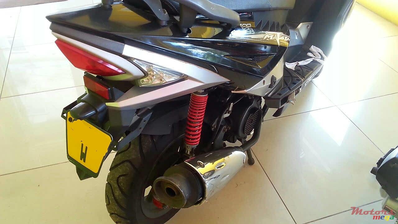 2012' Suzuki Evo photo #1