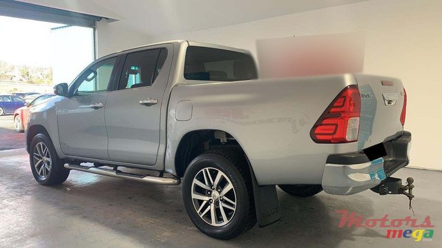2018' Toyota Hilux photo #4