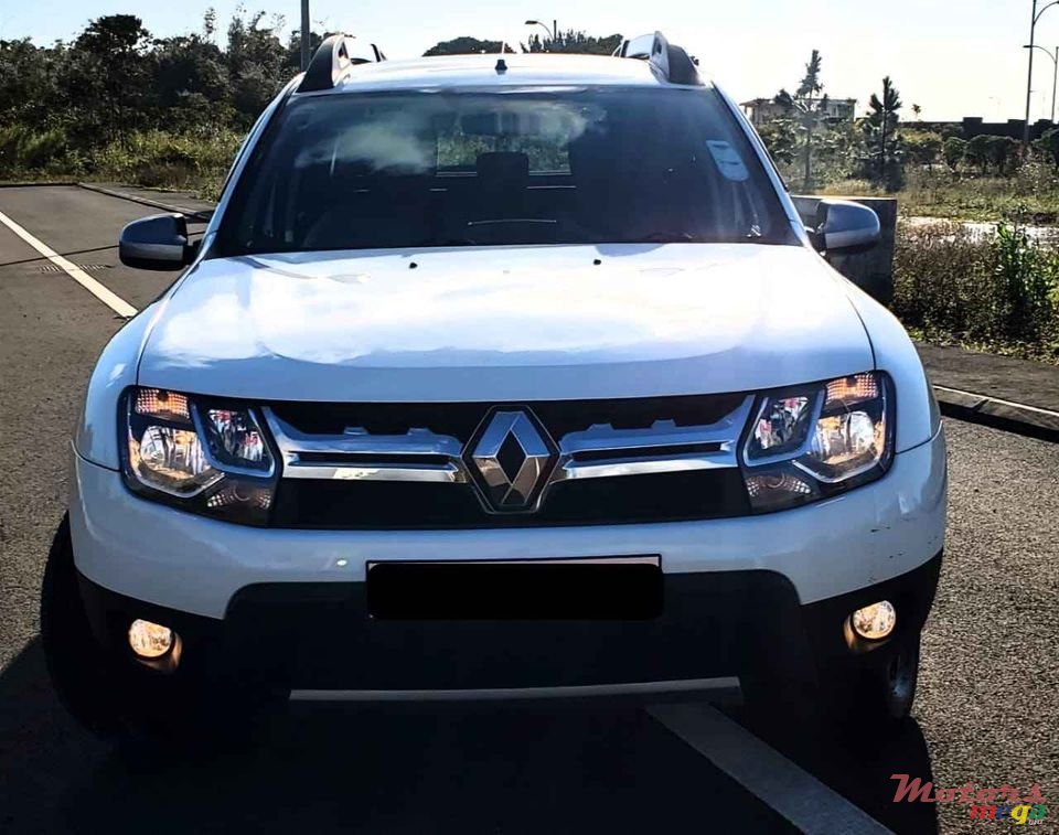 2017' Renault Duster 1.5L AUTOMATIC photo #2