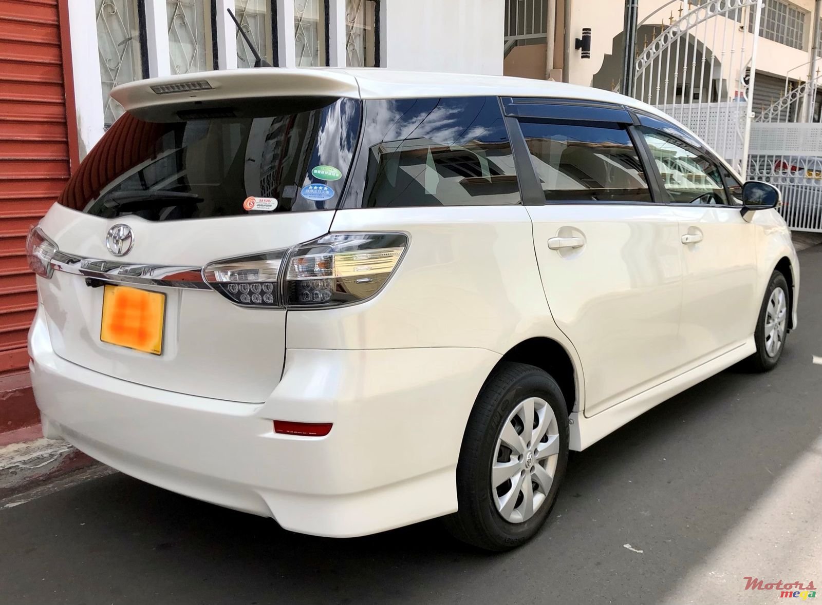 2014' Toyota Axio Wish photo #2