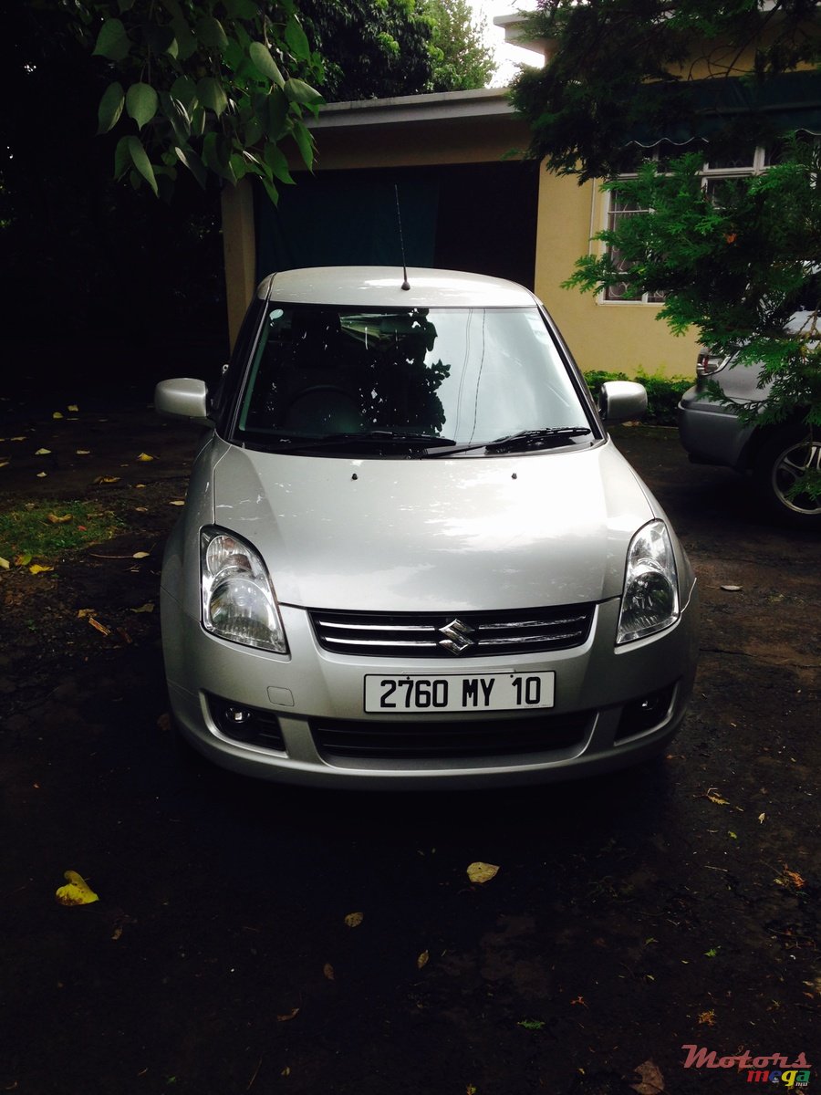 2010' Suzuki Swift photo #1