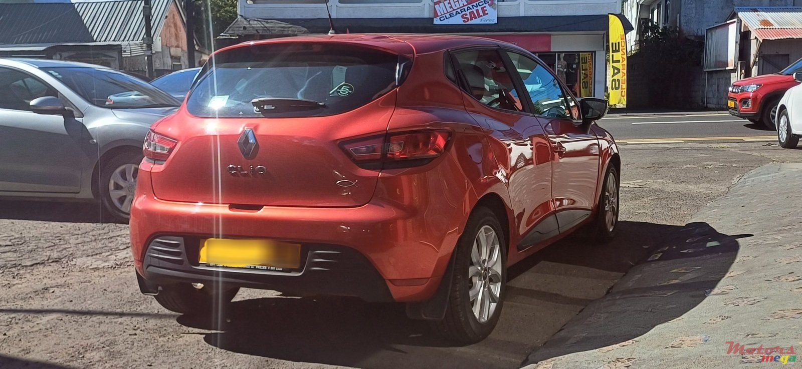 2019' Renault Clio photo #4