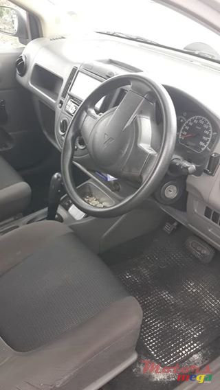 2009' Mitsubishi EK Wagon AUTOVAN photo #3