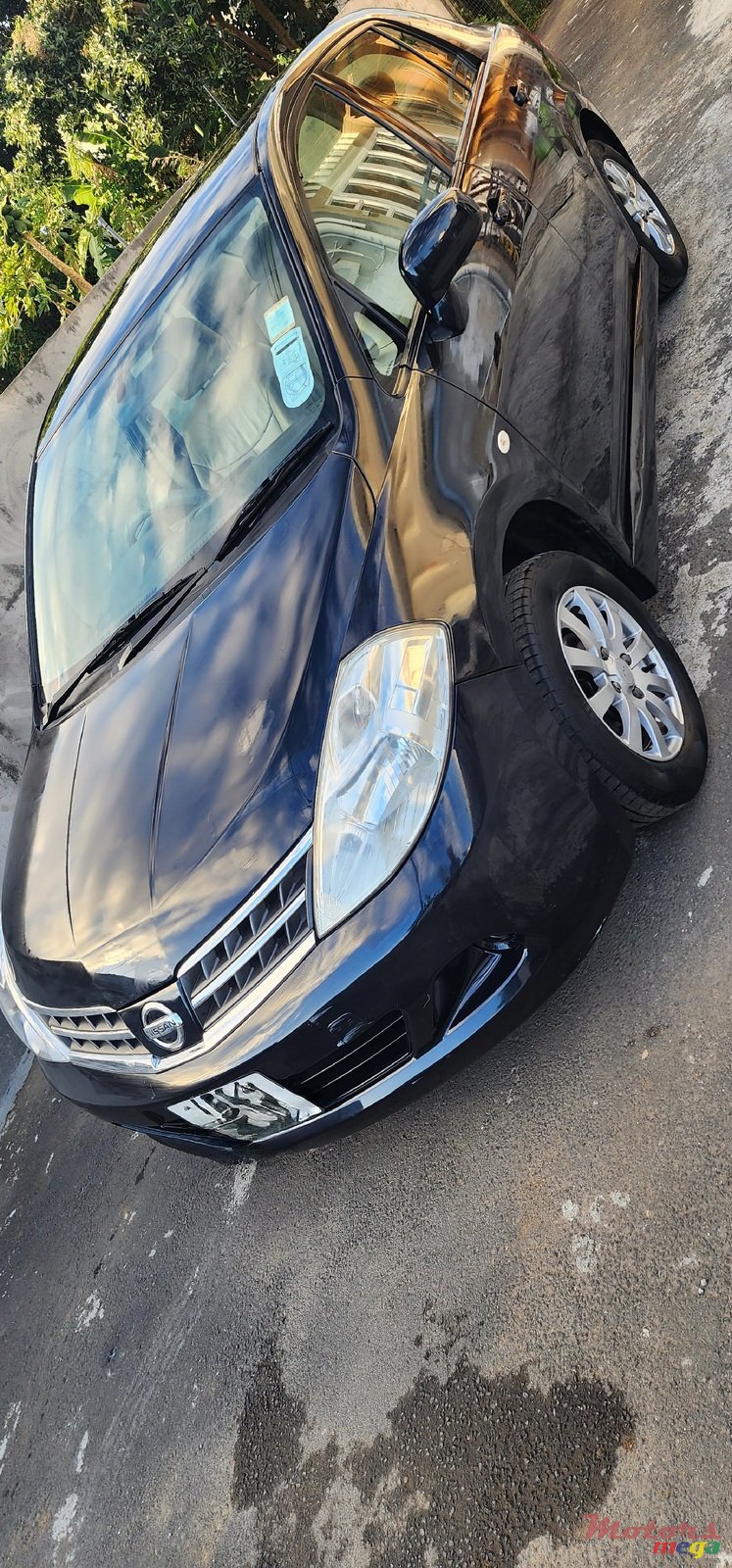 2012' Nissan Tiida photo #3