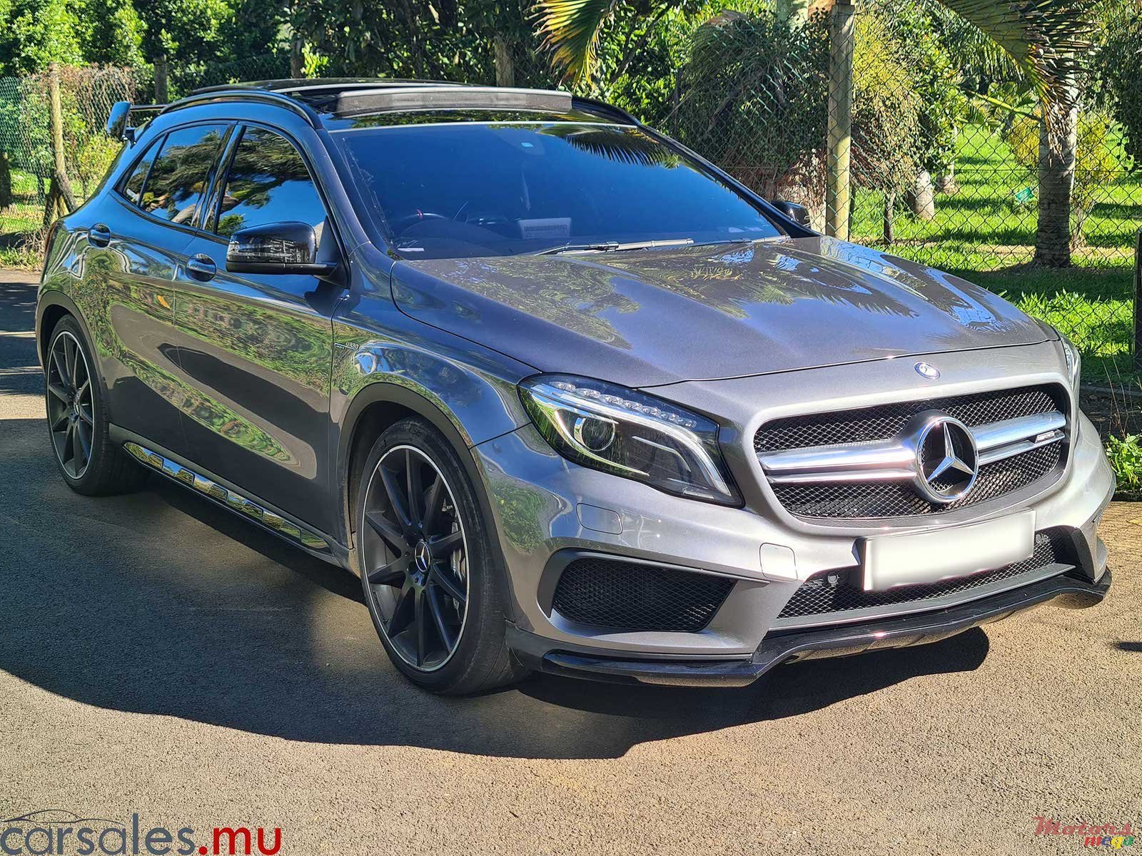 2017' Mercedes-Benz GLA 45 AMG 4matic photo #2