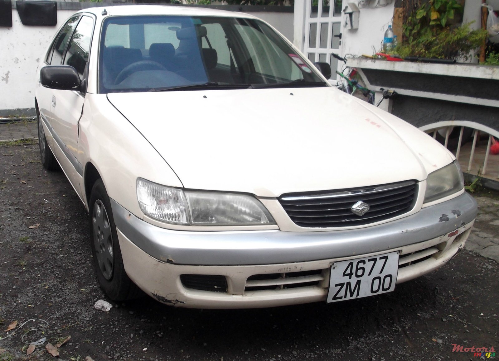 2000' Toyota photo #2