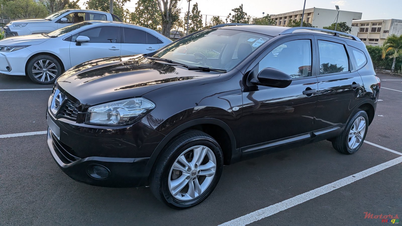 2014' Nissan Qashqai+2 photo #4