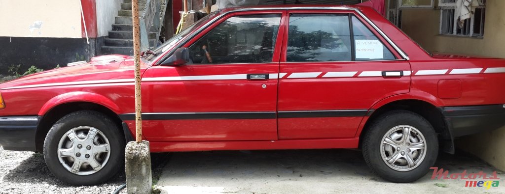 1990' Nissan Sunny photo #3