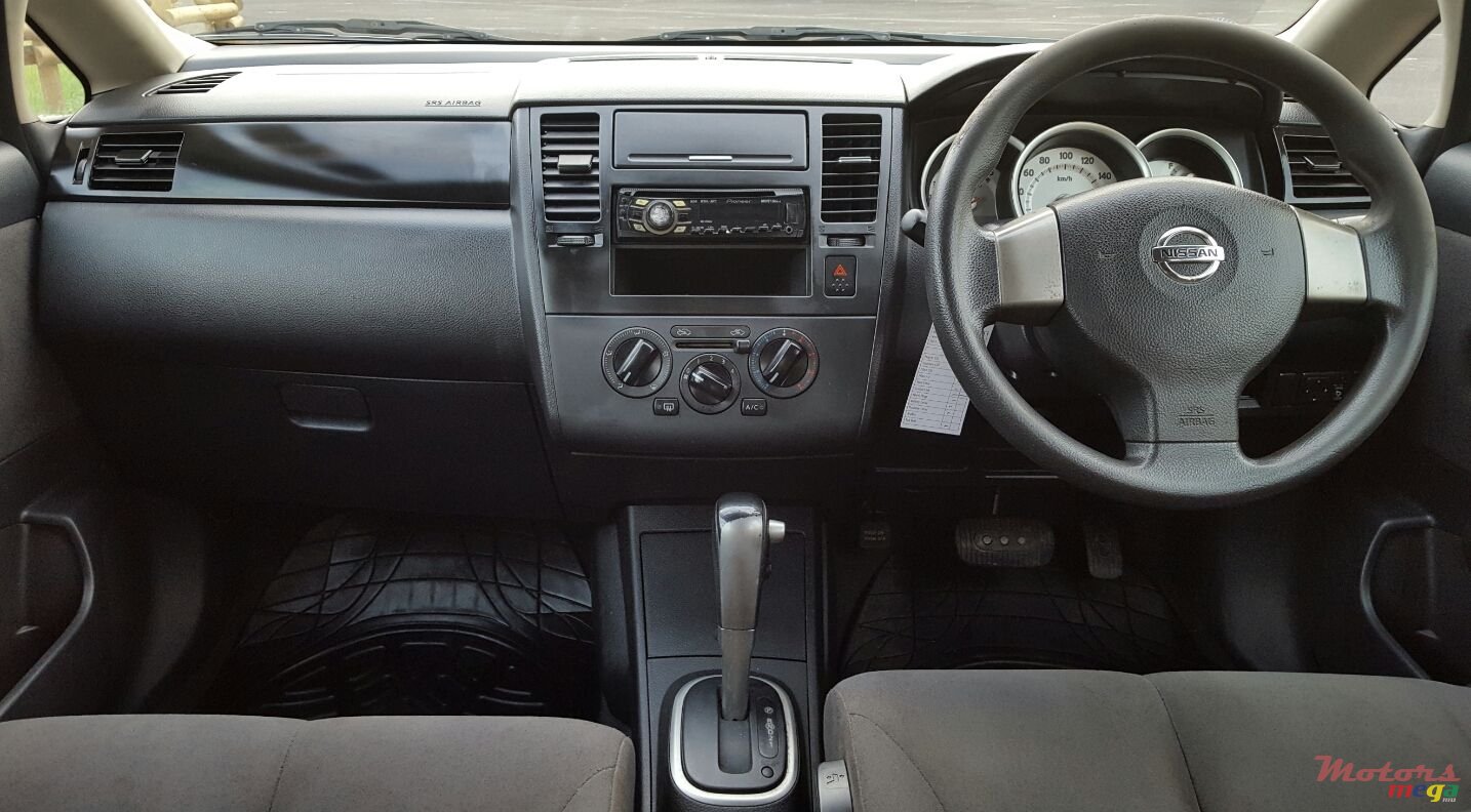 2008' Nissan photo #7