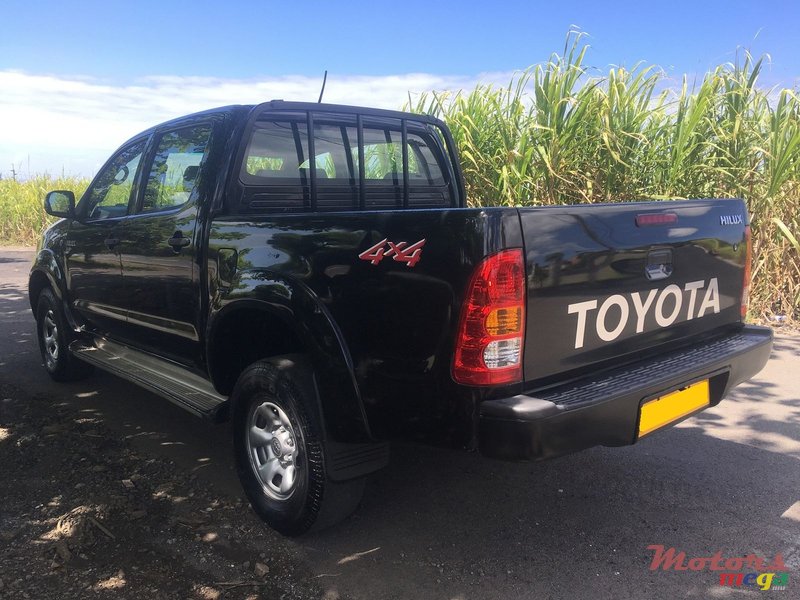 2009' Toyota Hilux photo #4