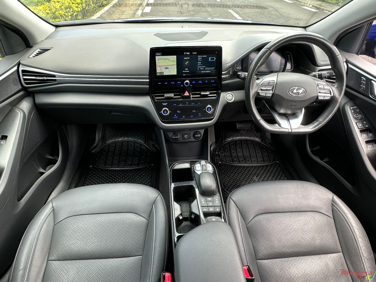 2020' Hyundai IONIQ electric photo #6