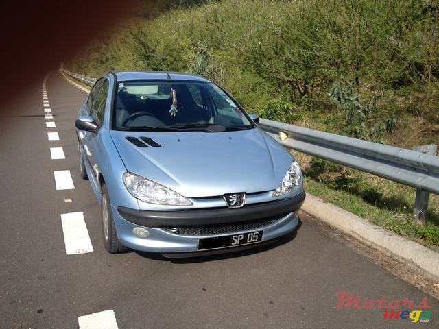 2005' Peugeot 206 photo #1
