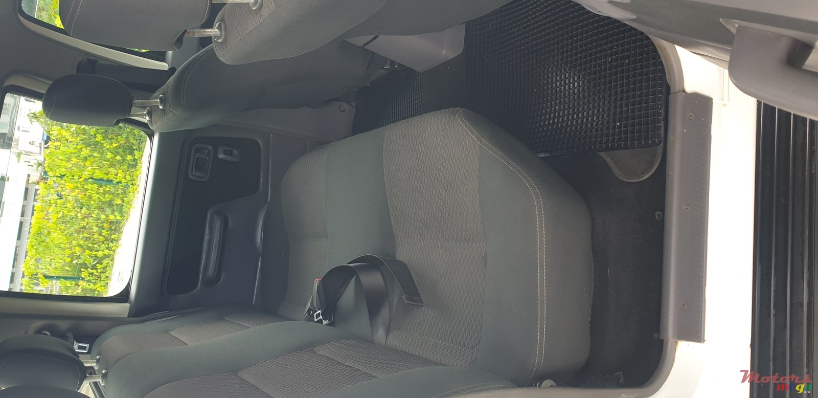 2020' Nissan Hardbody NP300 photo #7