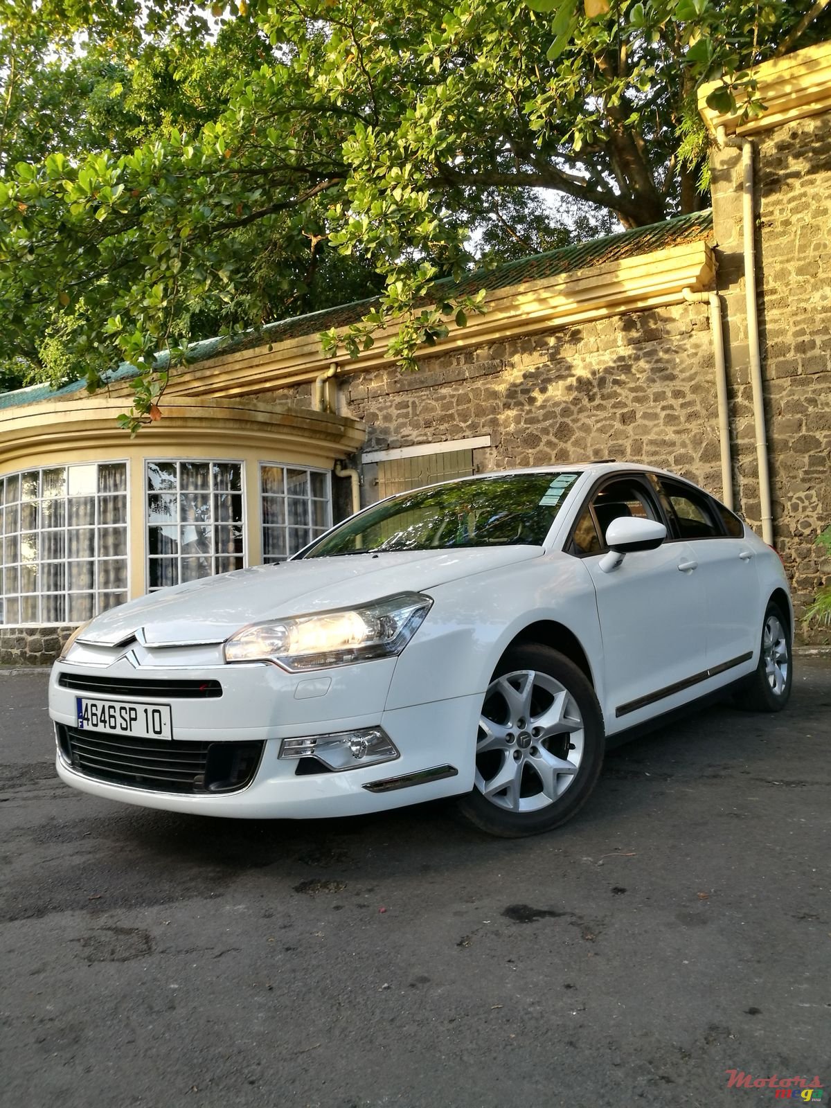 2010' Citroen C5 photo #1