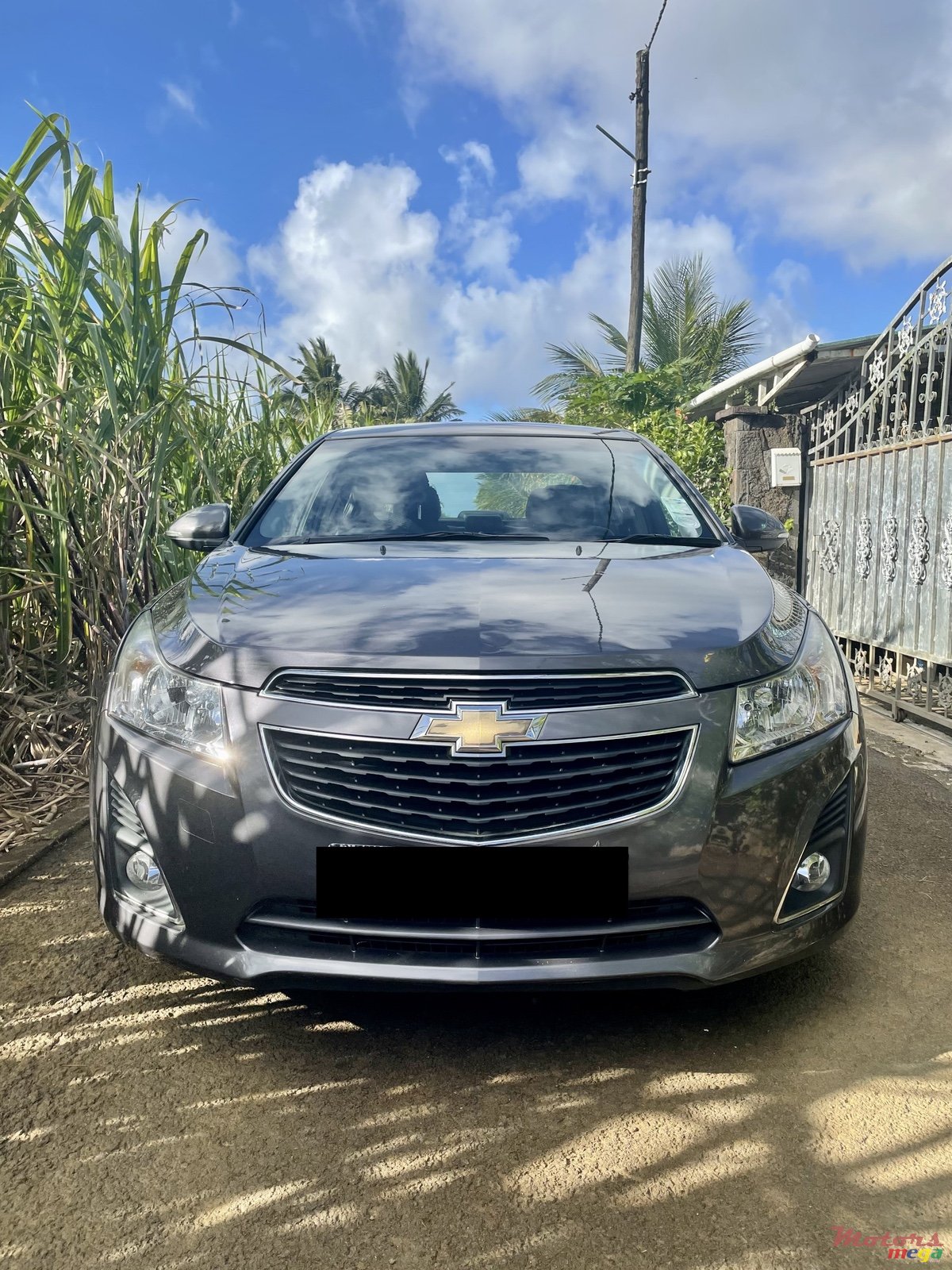 2016' Chevrolet Cruze photo #2