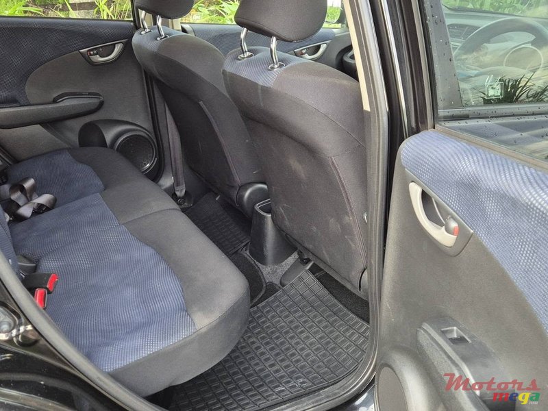 2011' Honda Fit photo #6