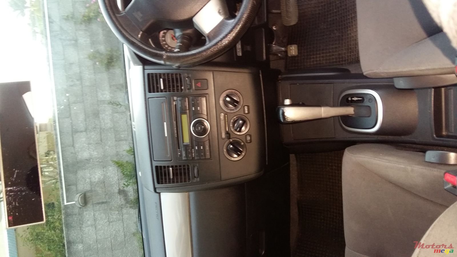 2006' Nissan Tiida nil photo #4