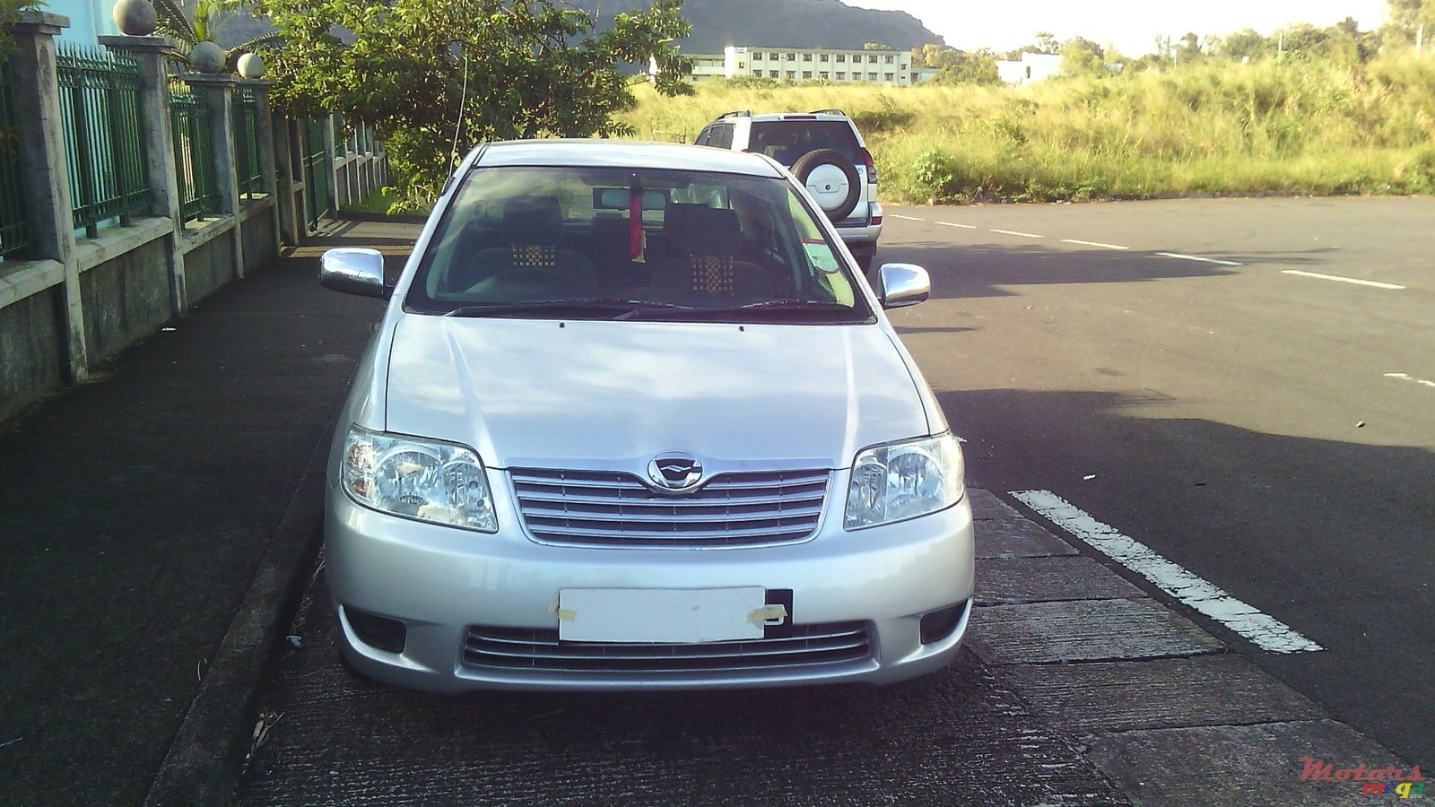 2005' Toyota Corolla photo #1