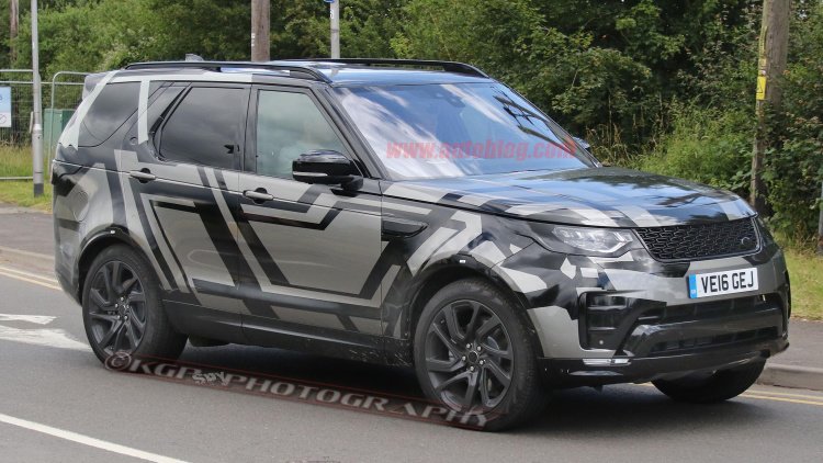 Land Rover Discovery spy shot
