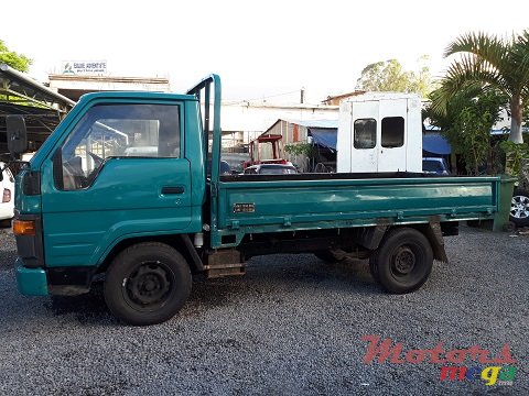 1992' Toyota Dyna photo #3