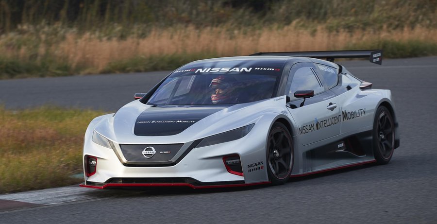 Nissan Debuts New, More Powerful LEAF Nismo RC