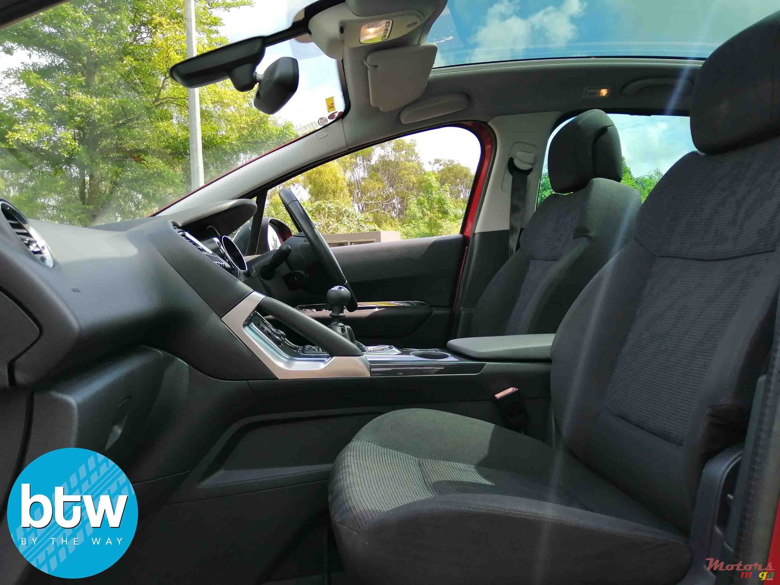 2013' Peugeot 3008 photo #5