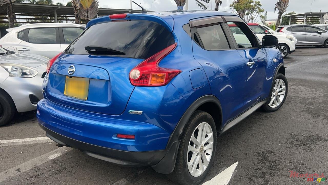2012' Nissan Juke photo #6
