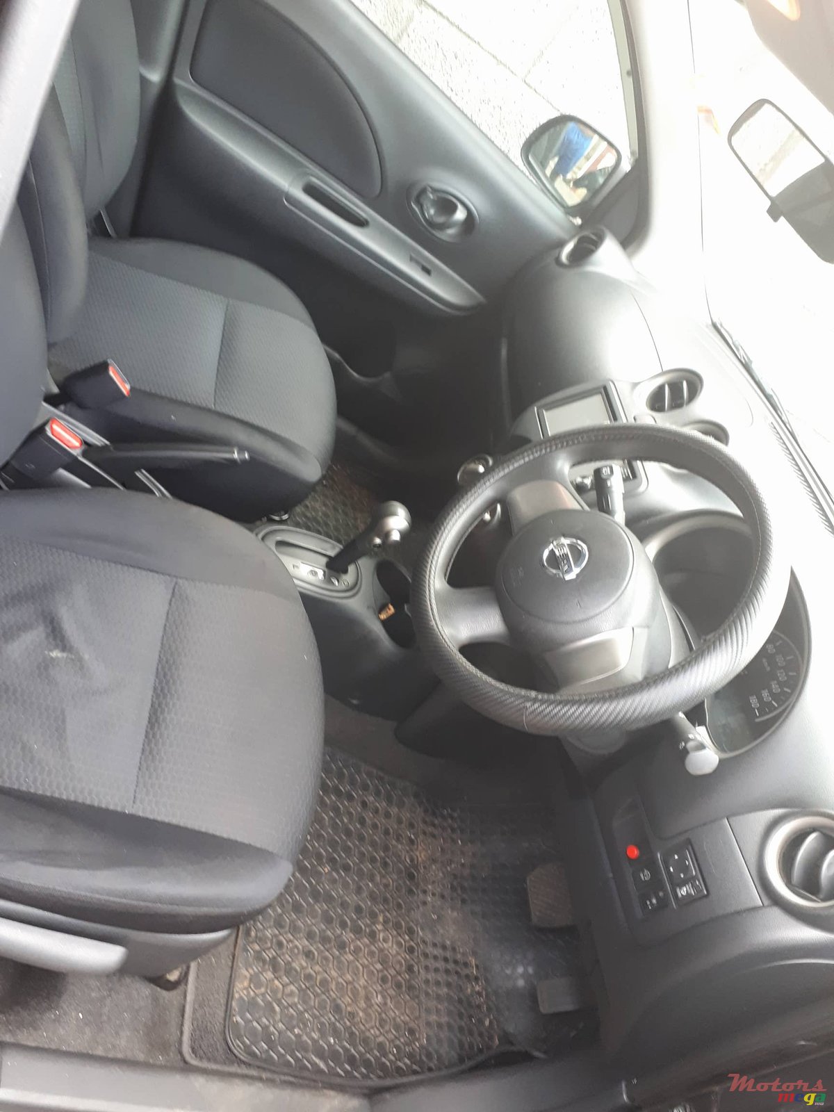 2012' Nissan March photo #1