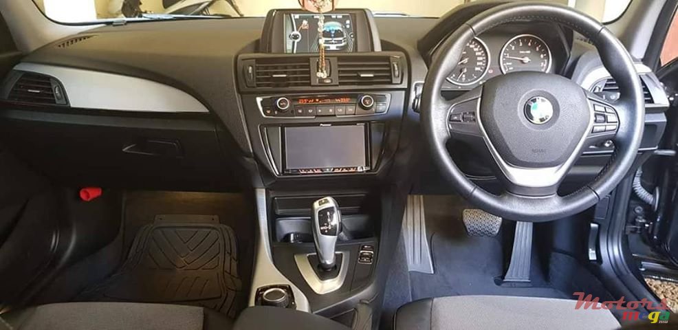 2013' BMW 120 photo #2