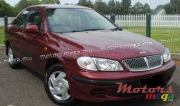 2002' Nissan Sunny photo #1