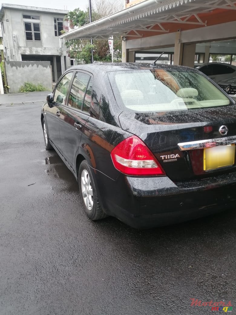 2006' Nissan Tiida photo #6