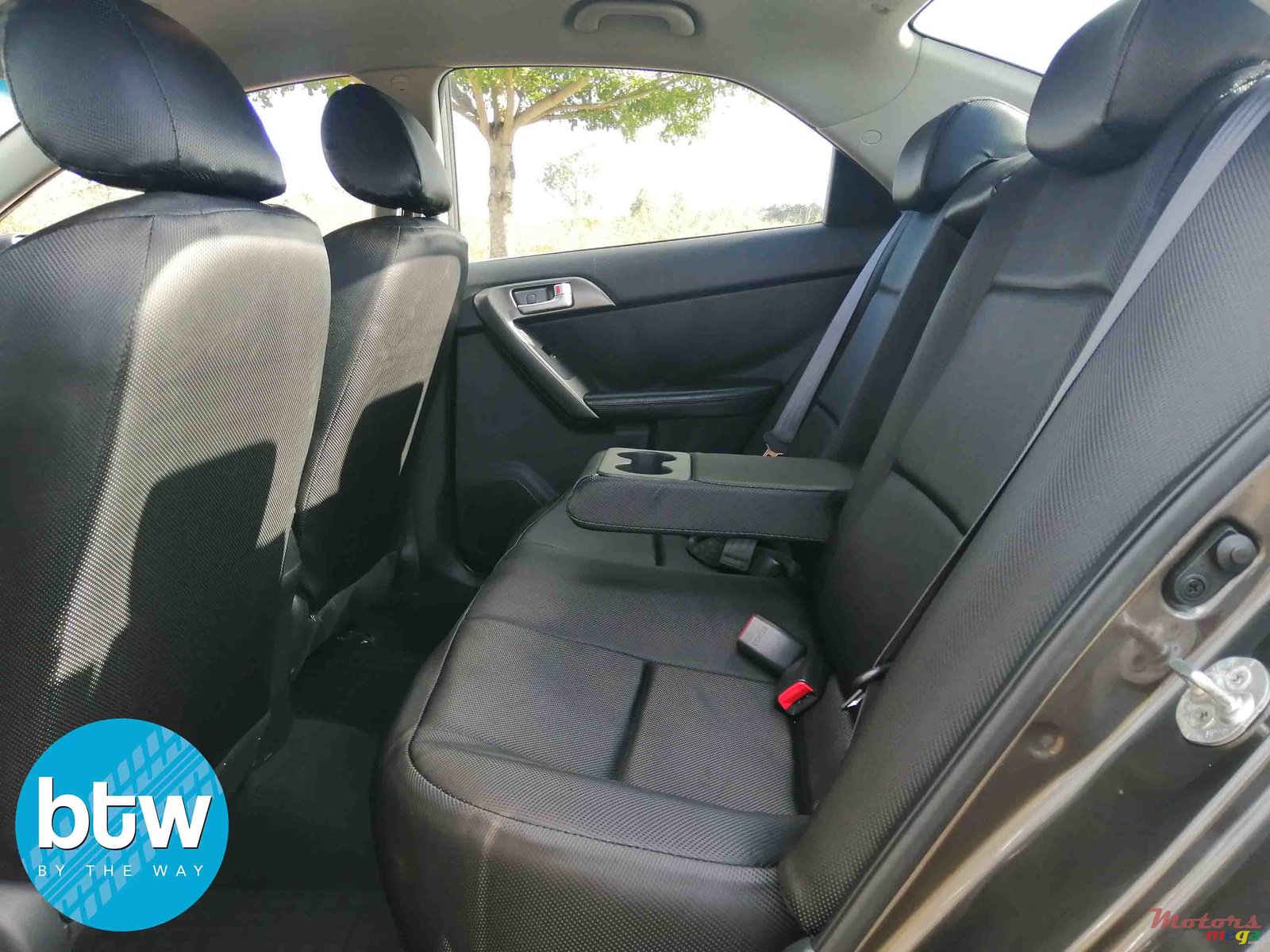 2011' Kia Cerato photo #4