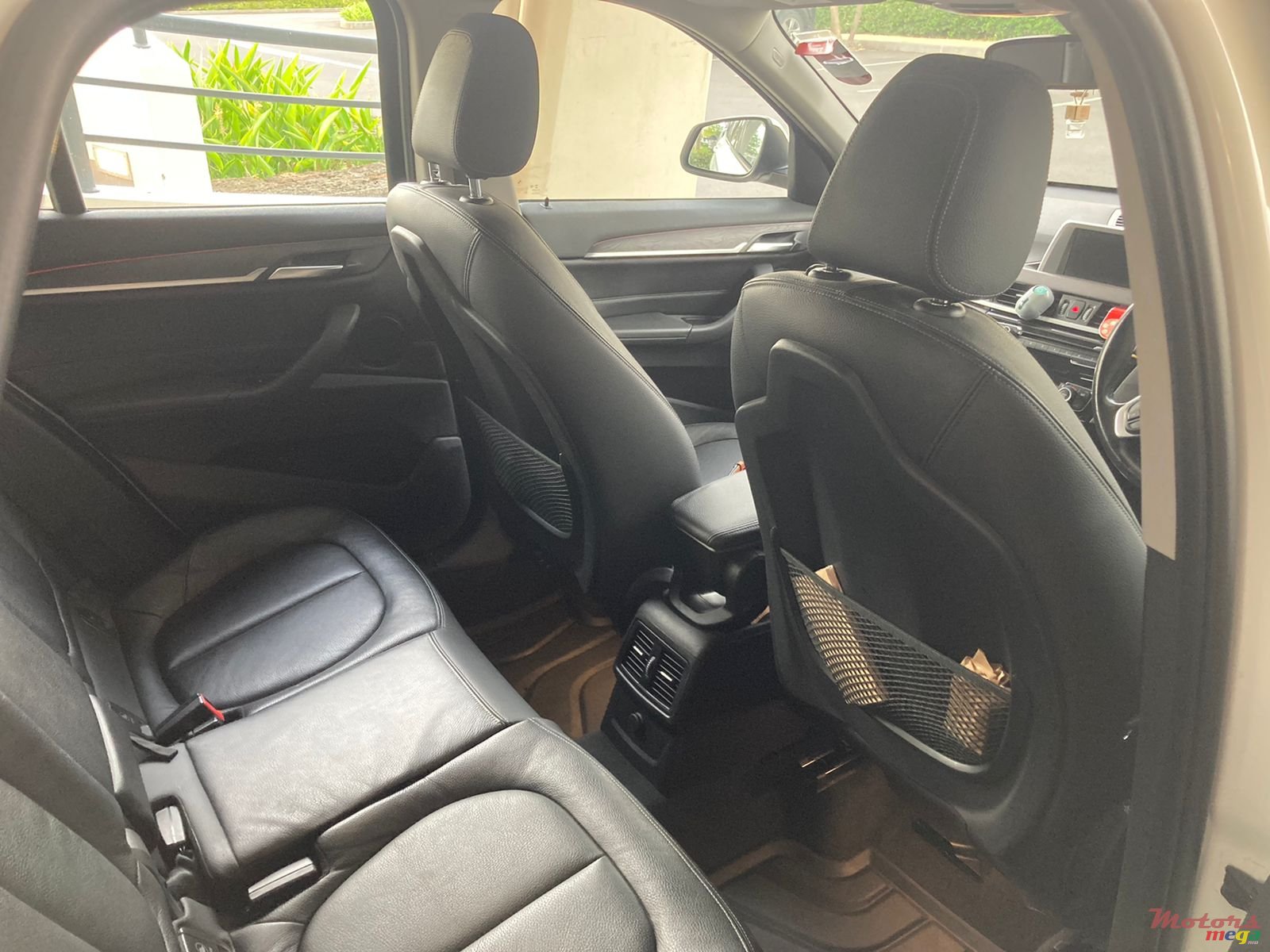 2017' BMW X1 S1 DRIVE 18I⁸ photo #2