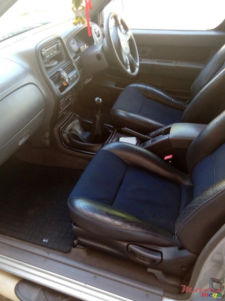 2006' Nissan Hardbody photo #4