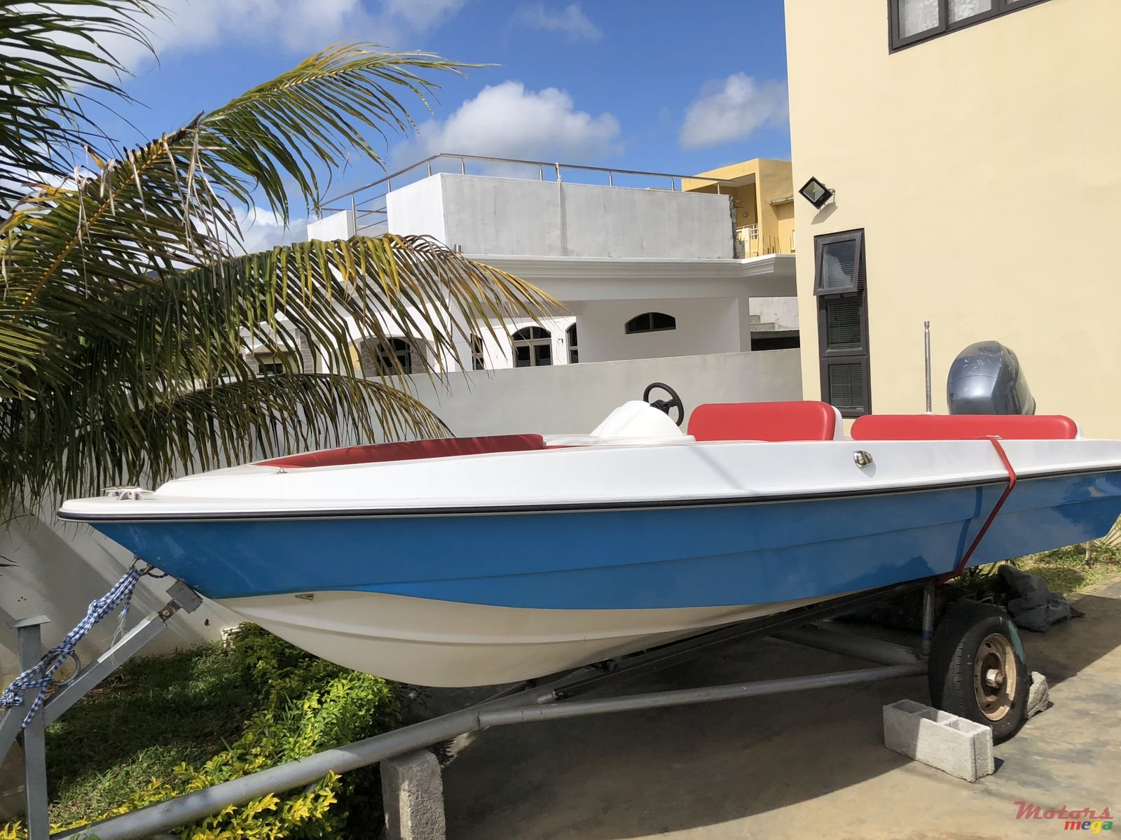 2011' Legend photo #1