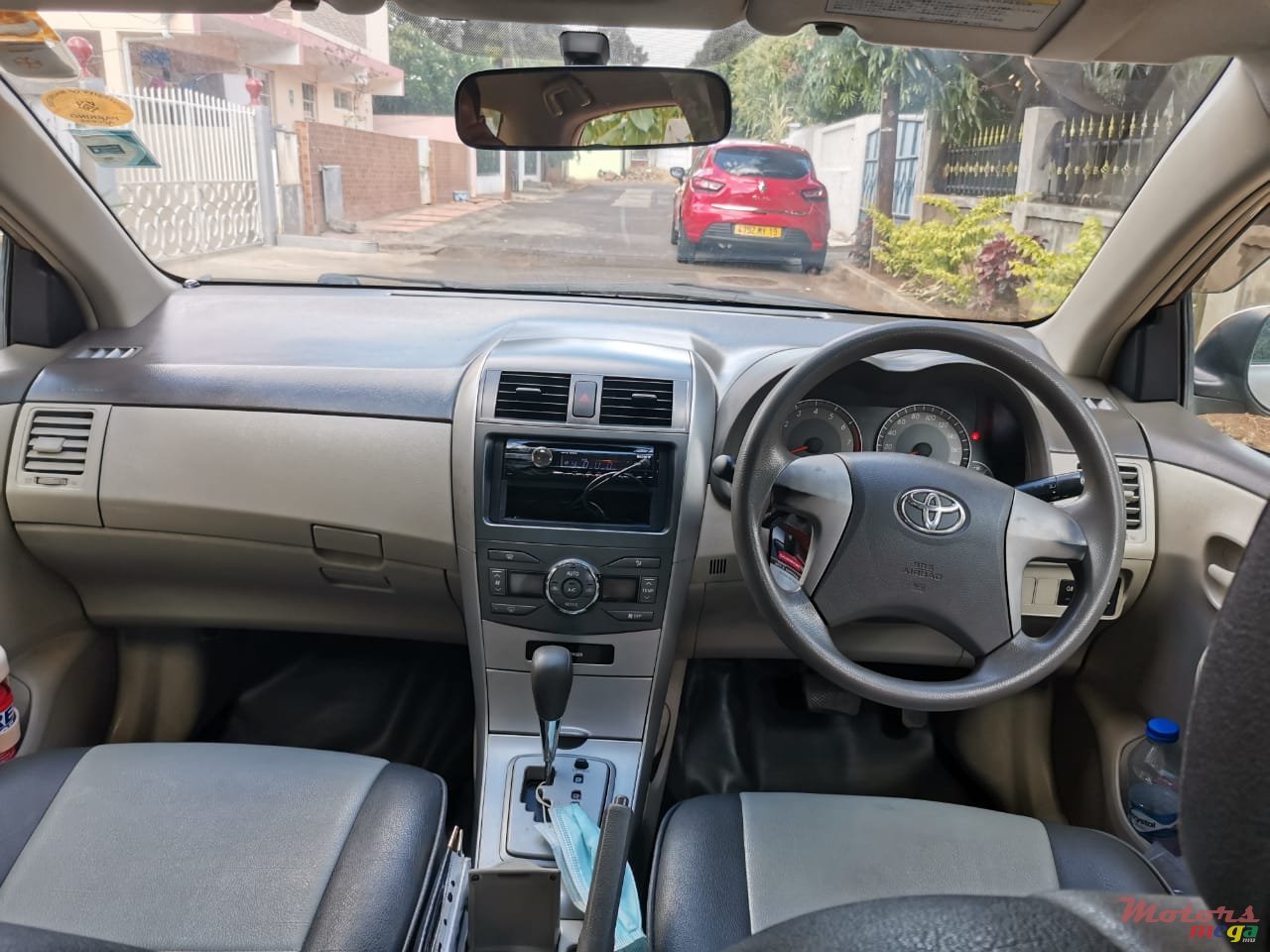 2010' Toyota Axio photo #2