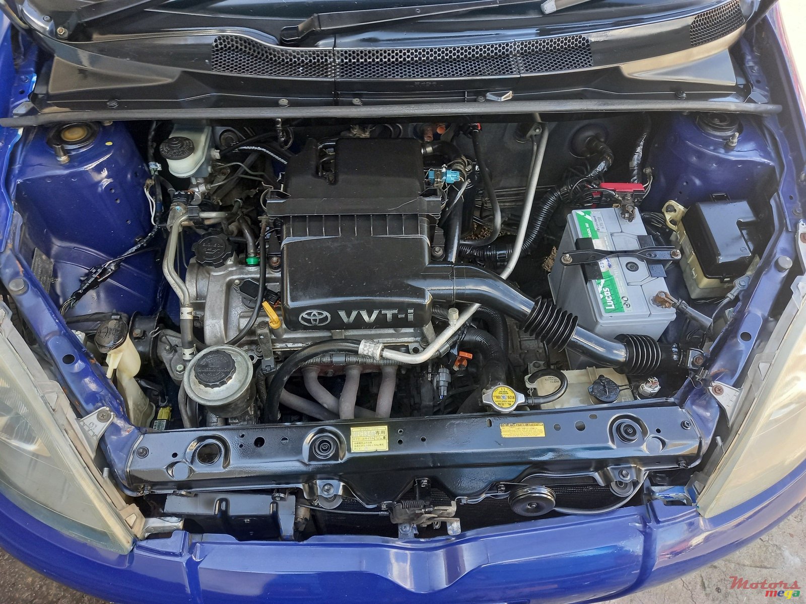 2000' Toyota Vitz photo #4