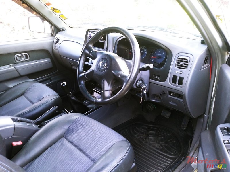 2008' Nissan Hardbody 3.0 Turbo photo #6