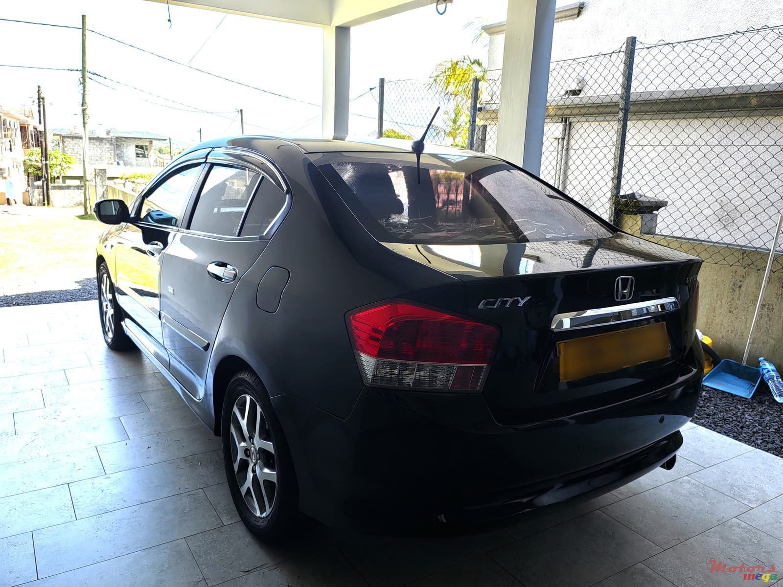 2010' Honda City photo #3