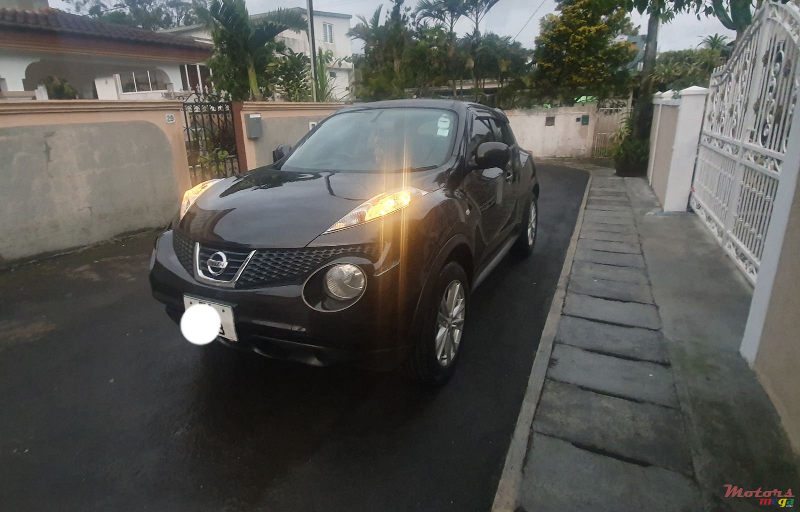 2011' Nissan Juke photo #3