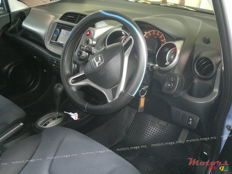 2008' Honda Jazz FIT AUTO photo #5