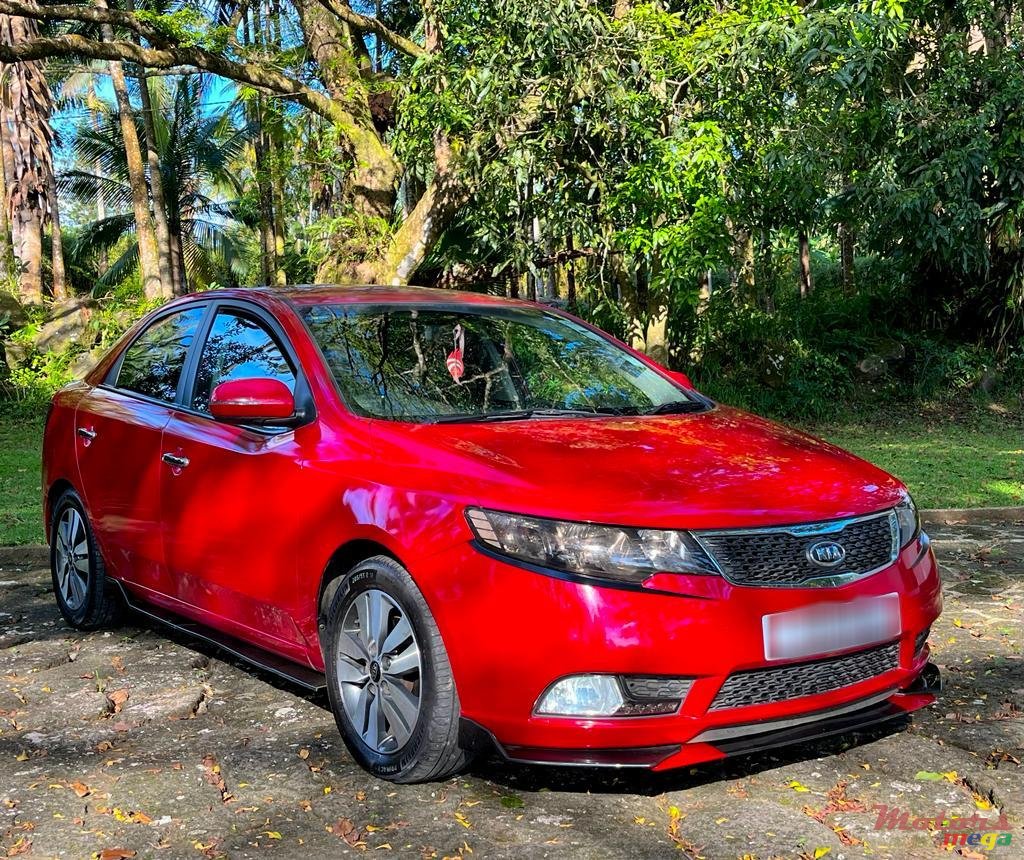 2012' Kia Cerato photo #2