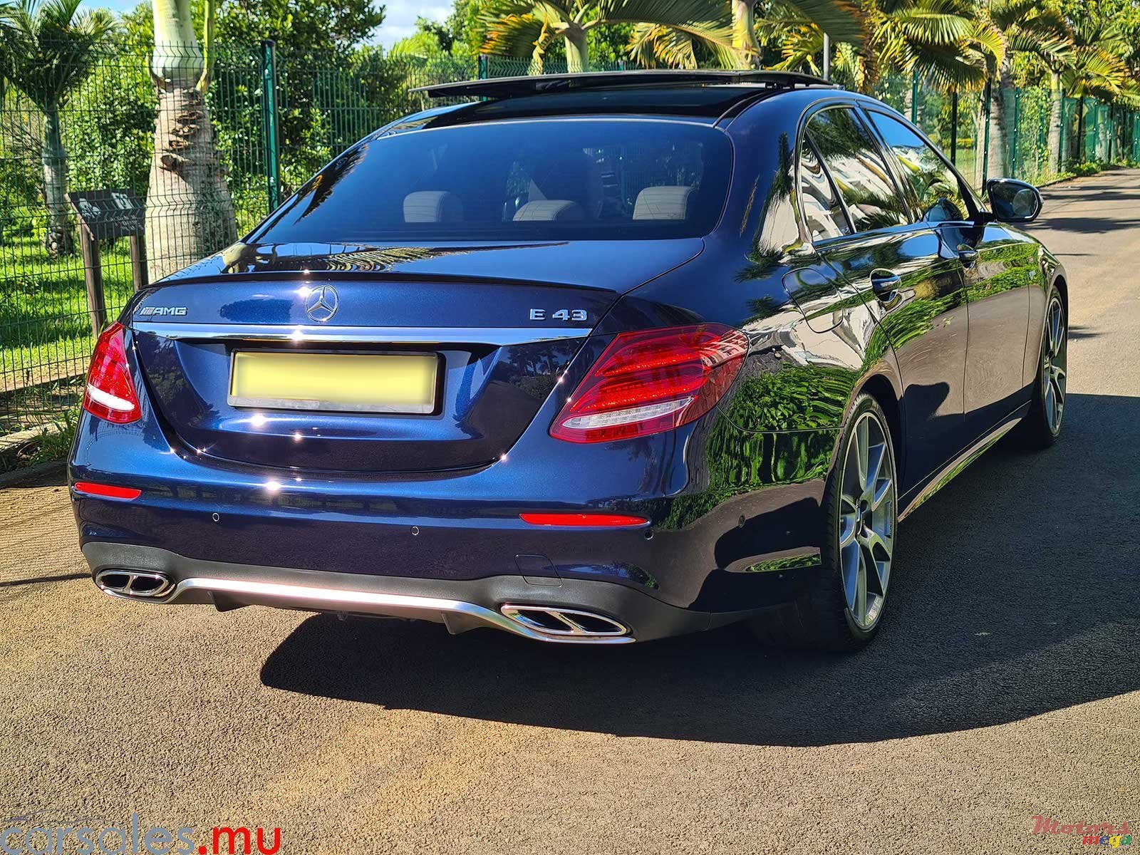 2017' Mercedes-Benz E 43 AMG Bi Turbo 4Matic photo #4