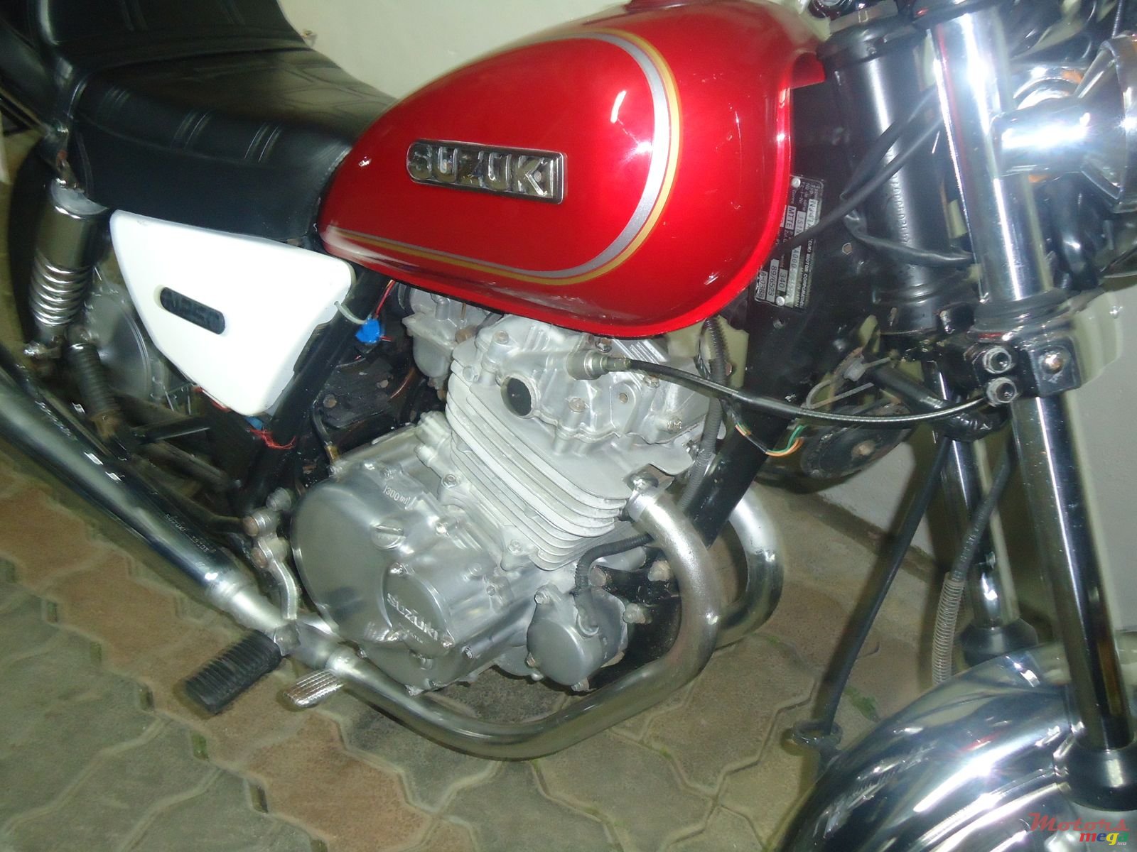 1999' Suzuki photo #2