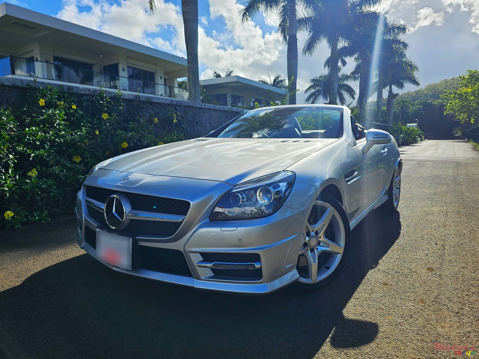 2013' Mercedes-Benz SLK 200 AMG 1.8 photo #1