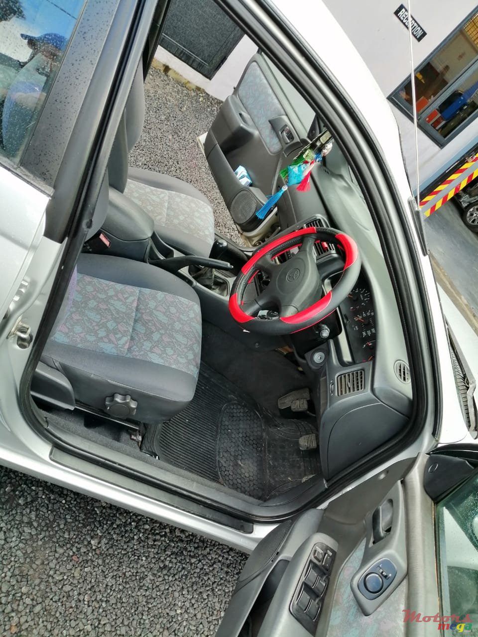 1996' Toyota Corona GLI photo #2